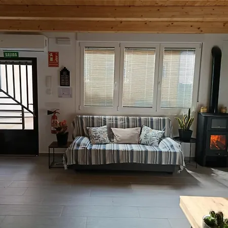 El Capricho Casas del Monte