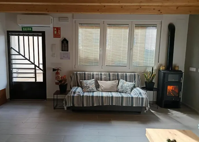 El Capricho Casas del Monte